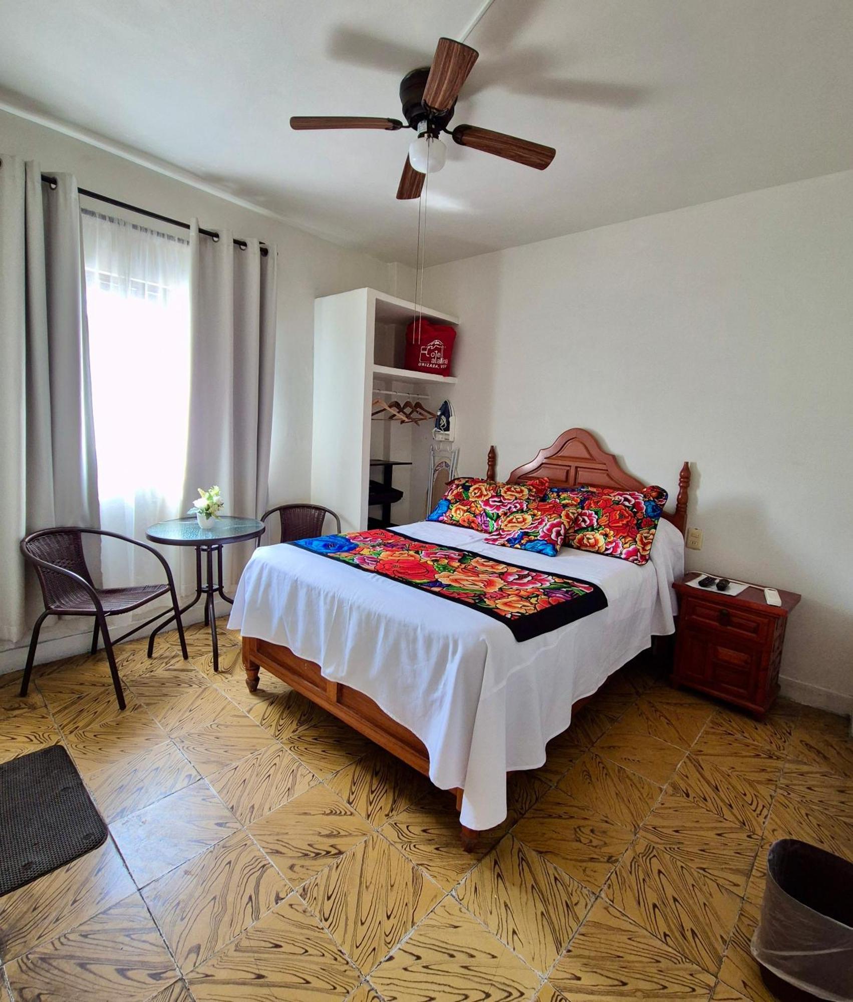 Hotel Catalina Orizaba  Pokoj fotografie